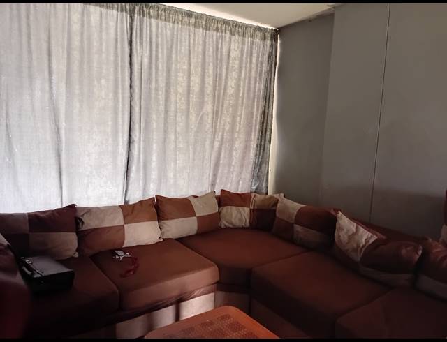 2 BEDROOM APARTMENT FOR SALE IN PROCLAMATION HILL